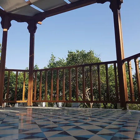 Kite Mansion Hotel *