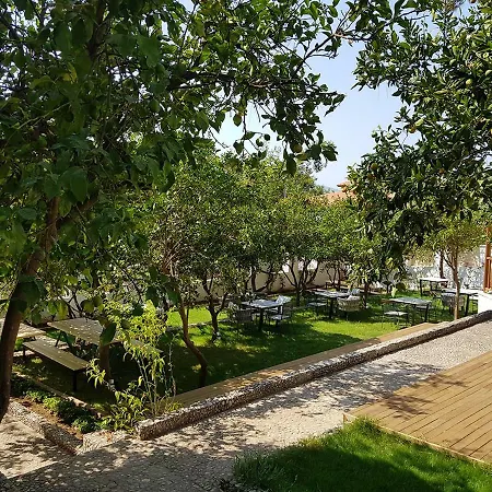 Kite Mansion Hotel *